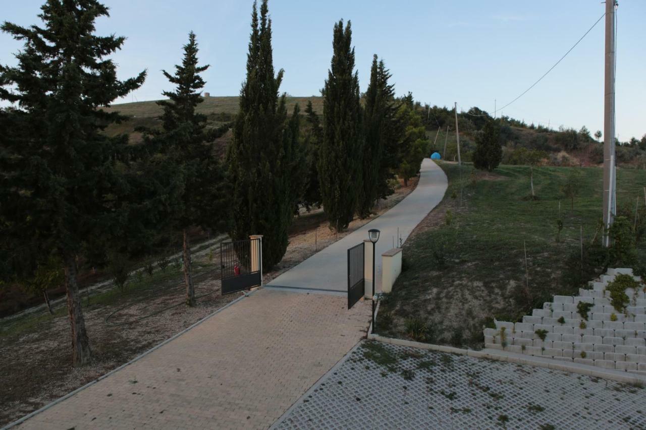 Agriturismo Terra Dei Falchi Castilenti エクステリア 写真