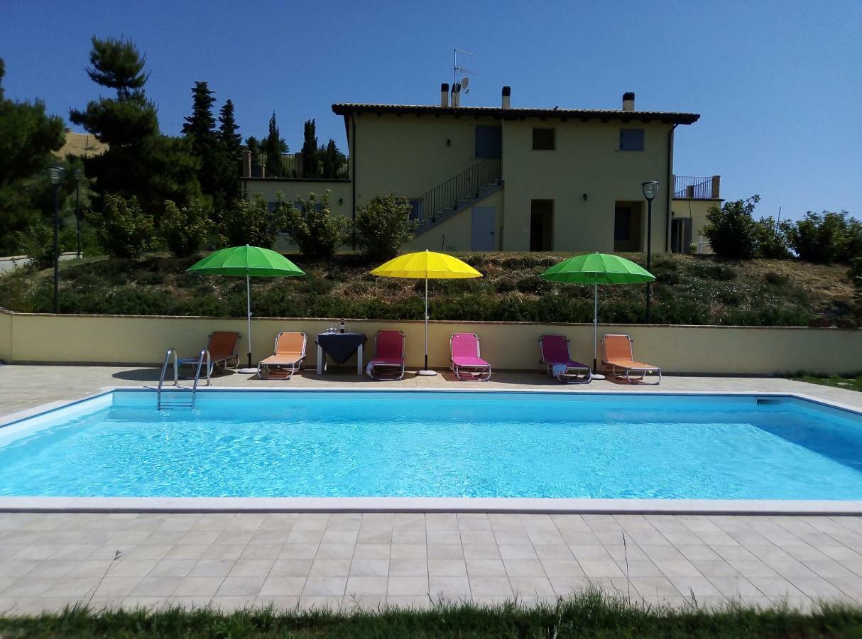 Agriturismo Terra Dei Falchi Castilenti エクステリア 写真